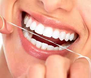 Women teeth removal 